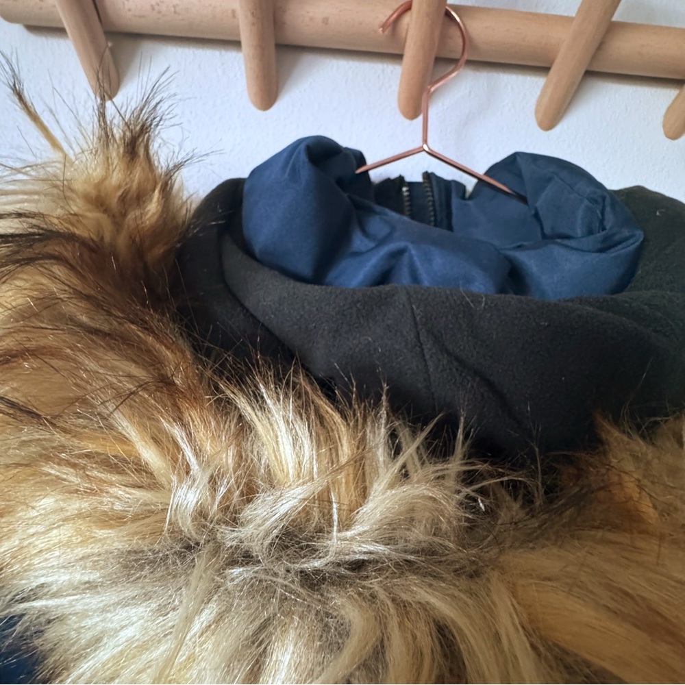 Canada Weather Gear Women’s Navy Parka with Faux Fur Trim - Picture 10 of 15